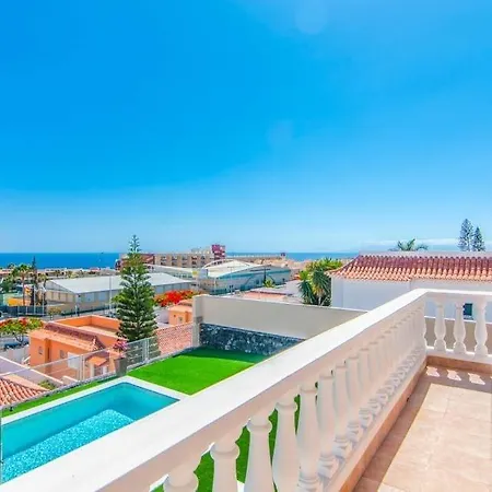 Fanabe Sleeps 7 With Pool *